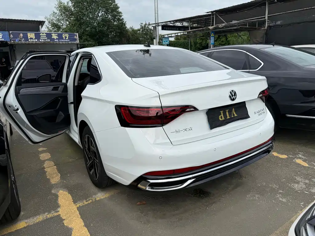 Volkswagen Sagitar — миниатюра 15