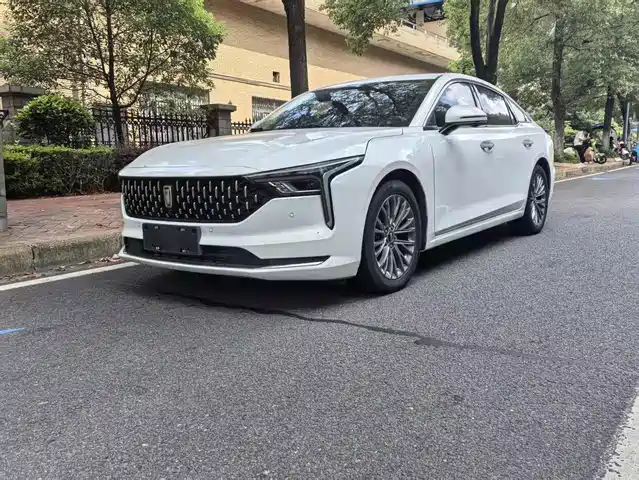 2023 Bestune B70