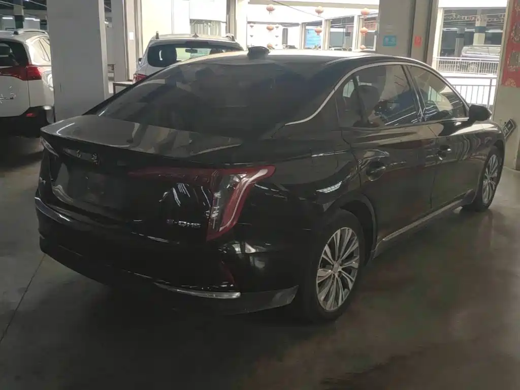 Hongqi Hongqi E-QM5 — миниатюра 7