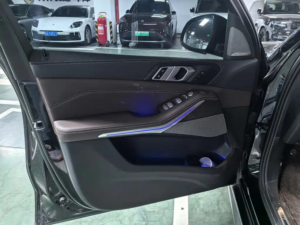 BMW X5 — миниатюра 4