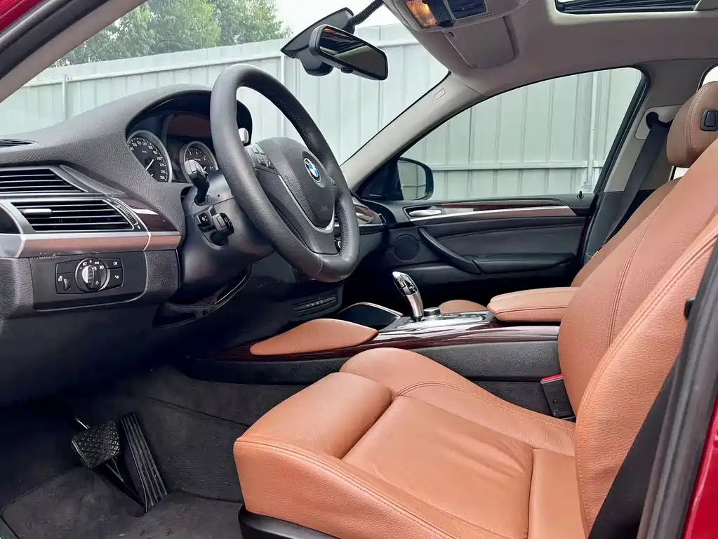 BMW X6 — миниатюра 9