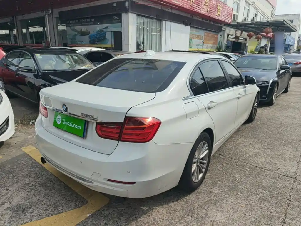 BMW 3 Series — миниатюра 7