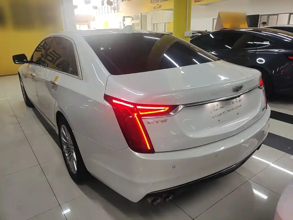 Cadillac CT6 — миниатюра 5