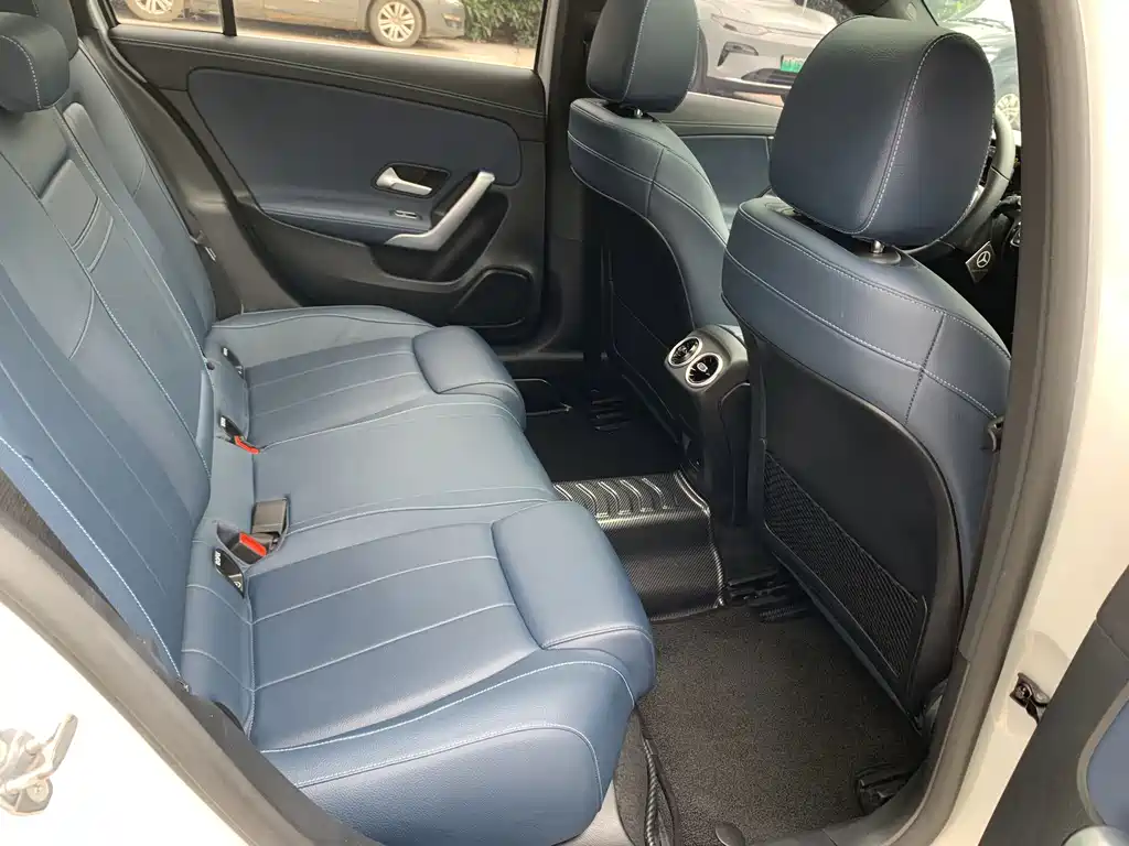 Mercedes-Benz A-Class — миниатюра 17