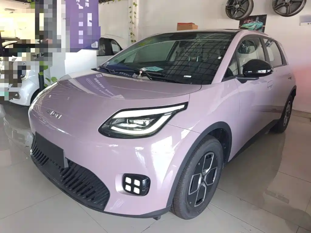 2026 GAC Aion UT - zdjęcie 1 z 25