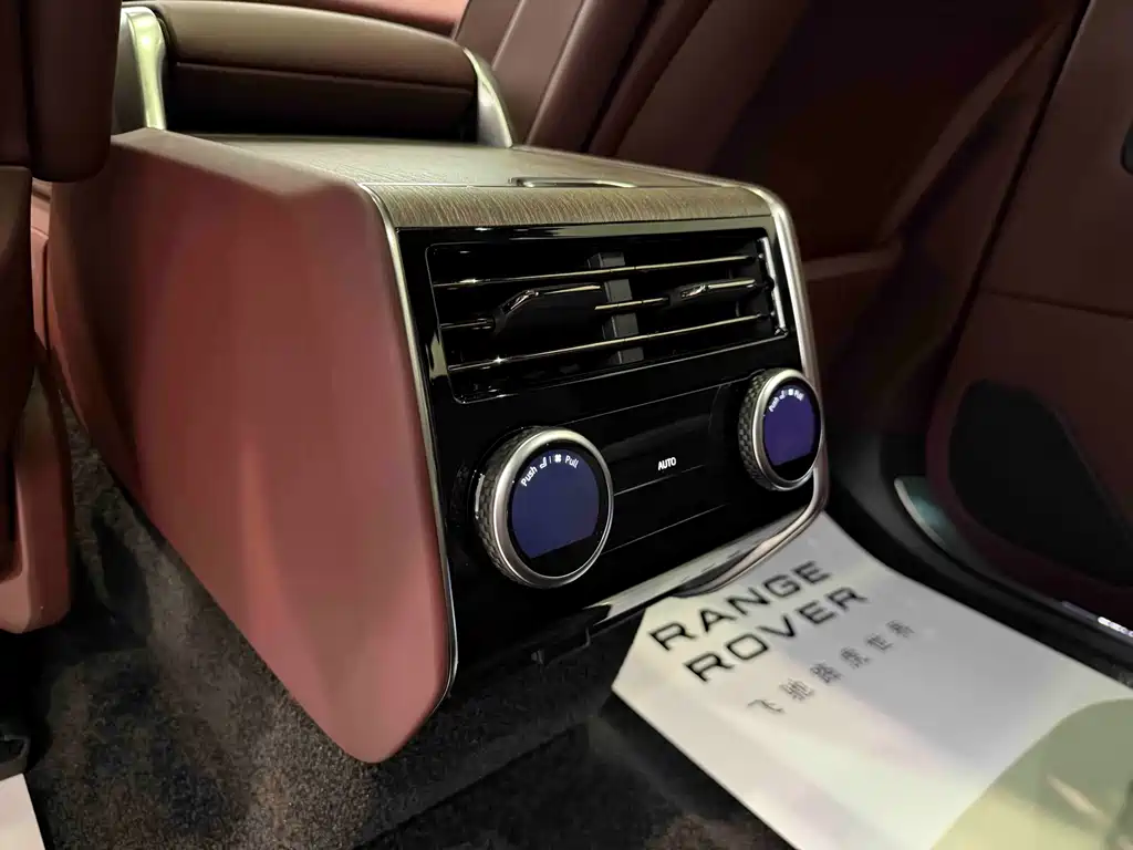 Land Rover Range Rover — миниатюра 19