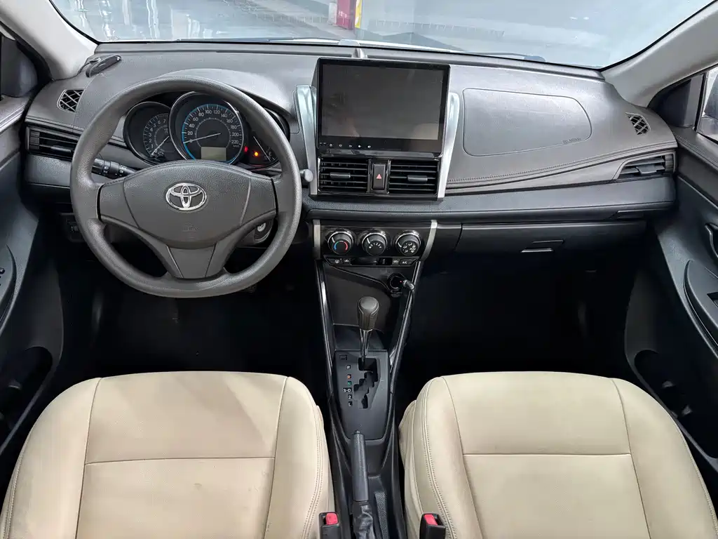 TOYOTA VIOS