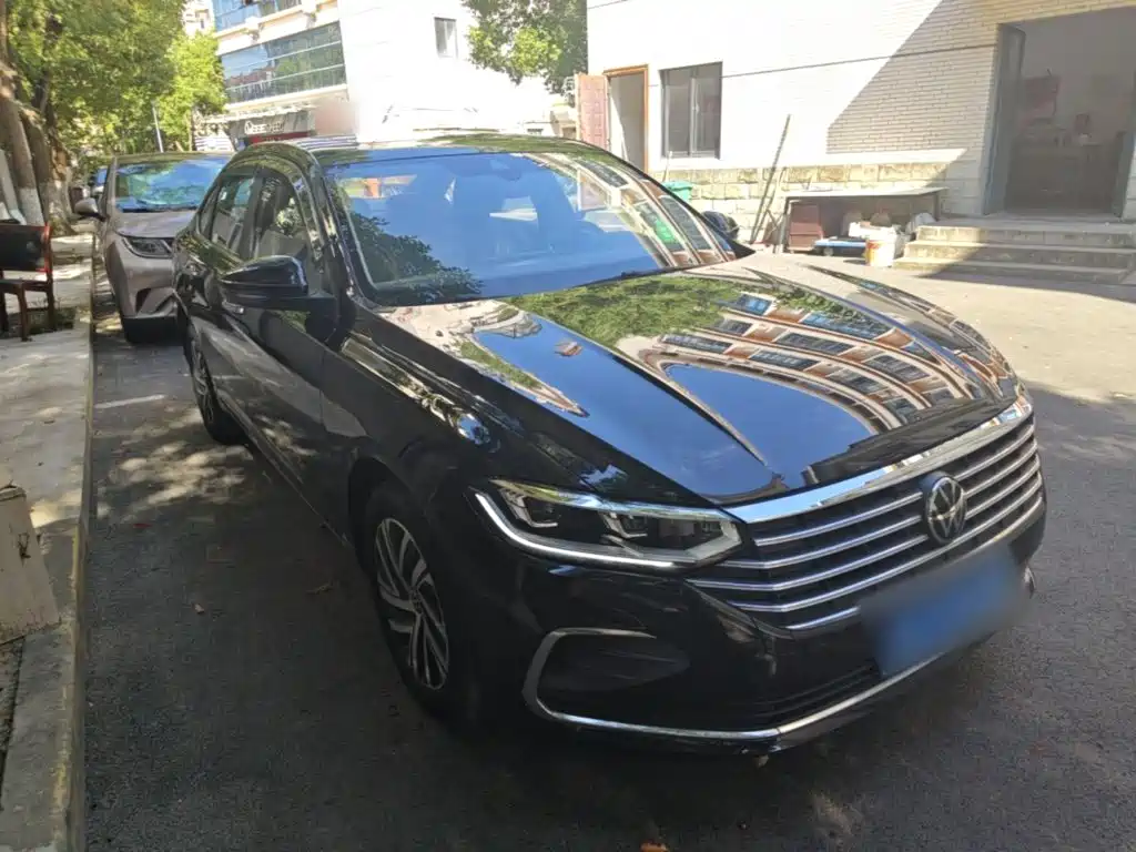 Volkswagen Lavida — миниатюра 4