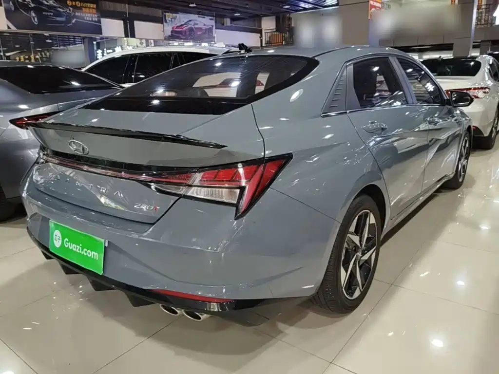 Hyundai Elantra — миниатюра 7