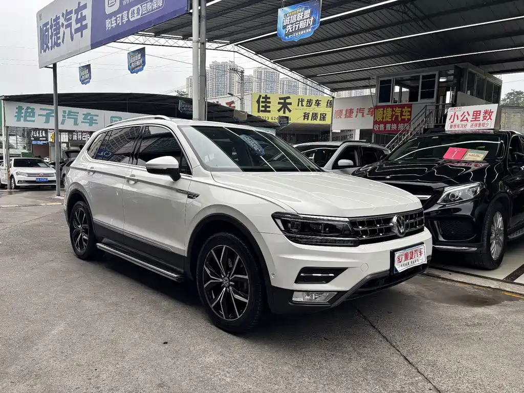 Volkswagen Tiguan L — миниатюра 3