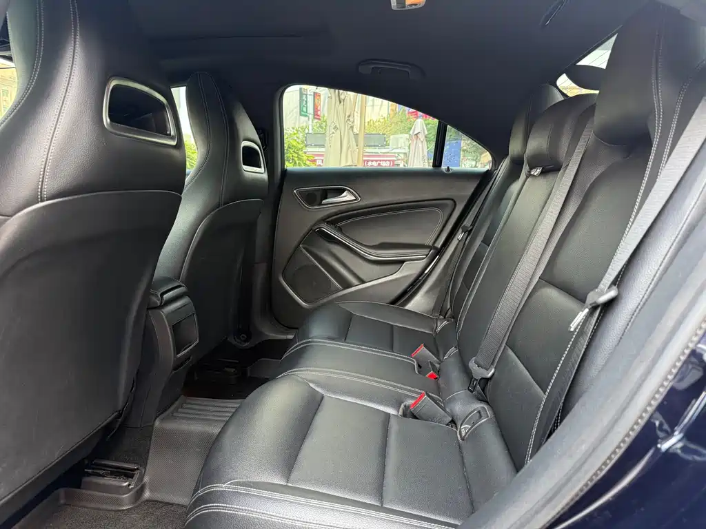 Mercedes-Benz CLA (Import) — миниатюра 10