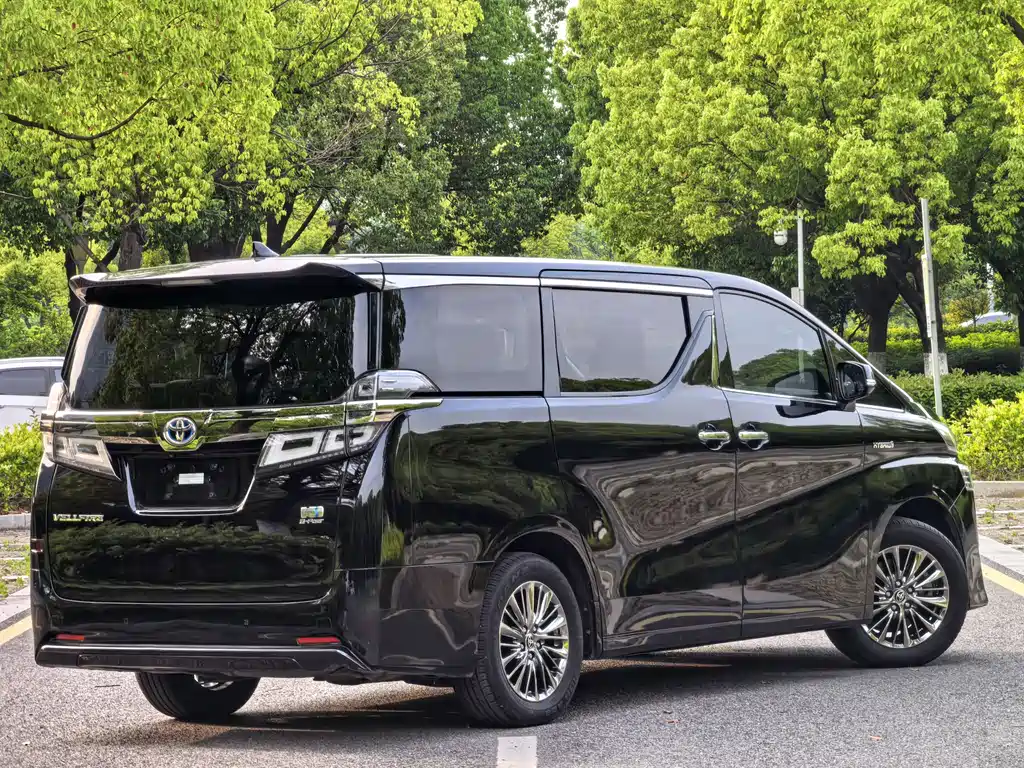 Toyota Vellfire 2020 2.5L HV Luxury