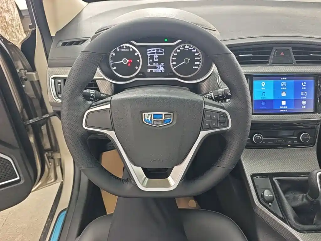 Geely Emgrand GS — миниатюра 11