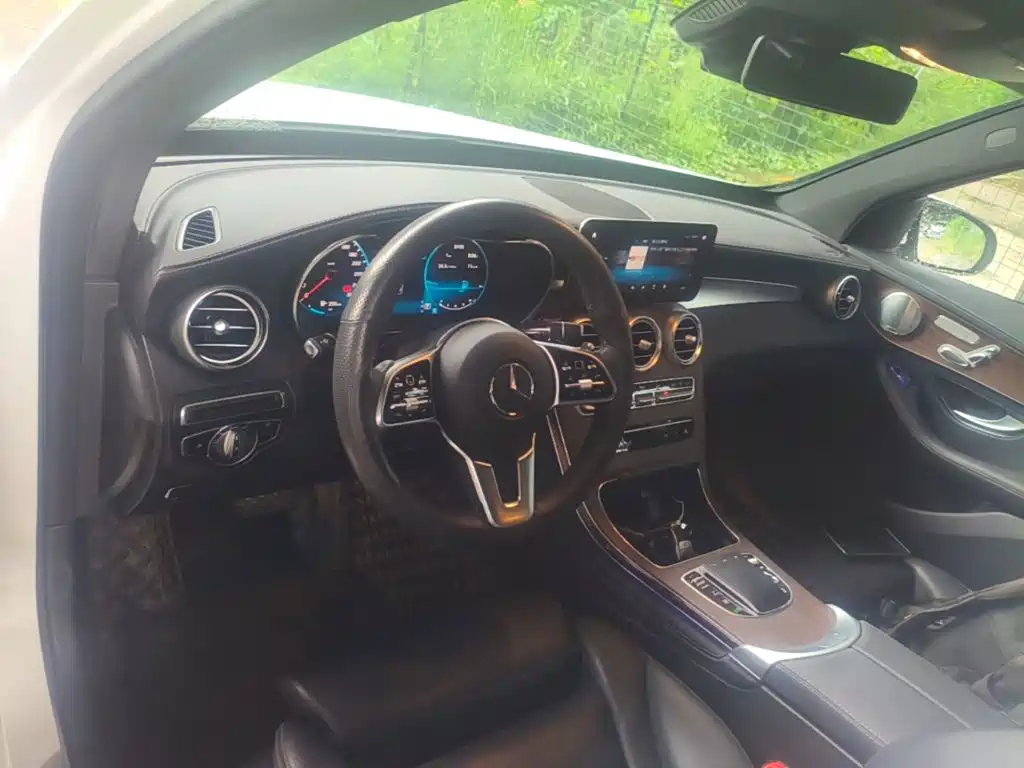 Mercedes-Benz GLC — миниатюра 10