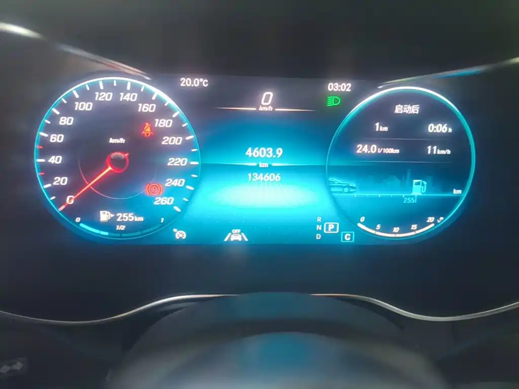 Mercedes-Benz GLC — миниатюра 12