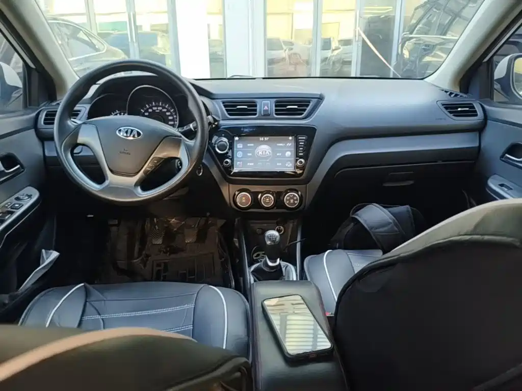 Kia K2 — миниатюра 10
