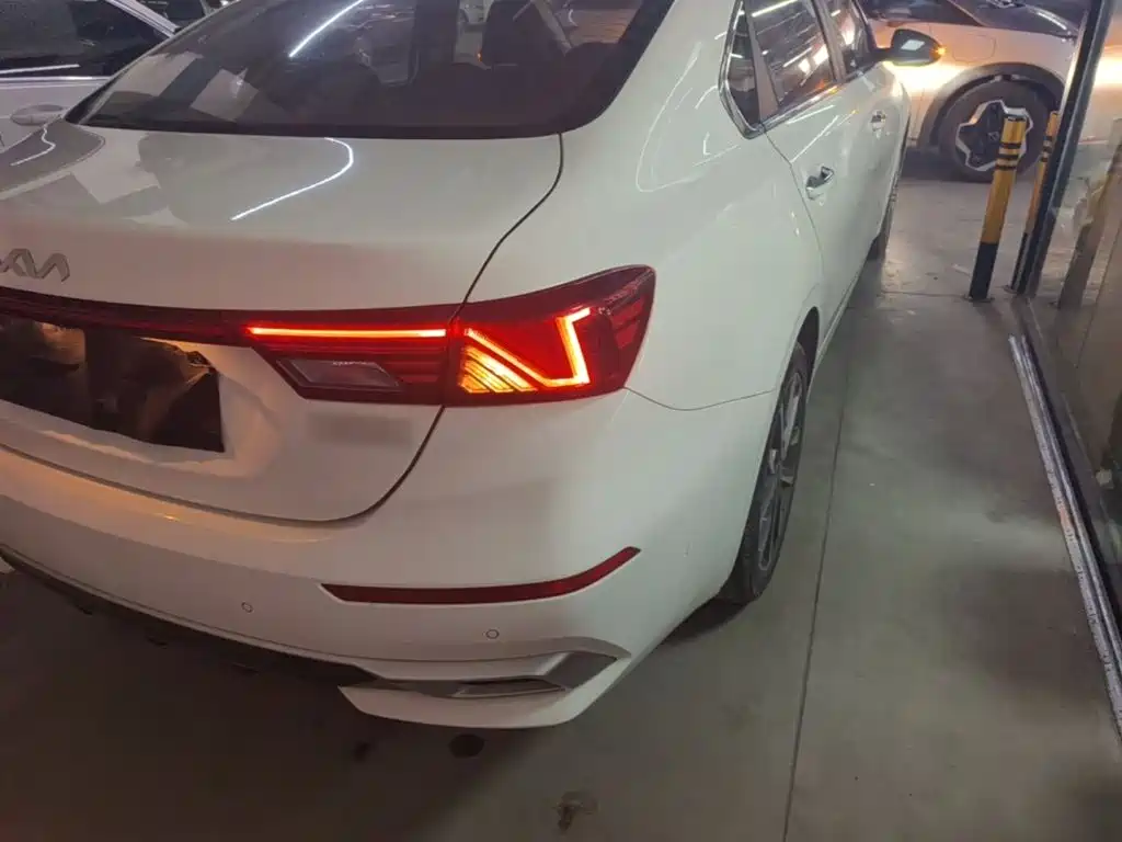 Kia K3 — миниатюра 8