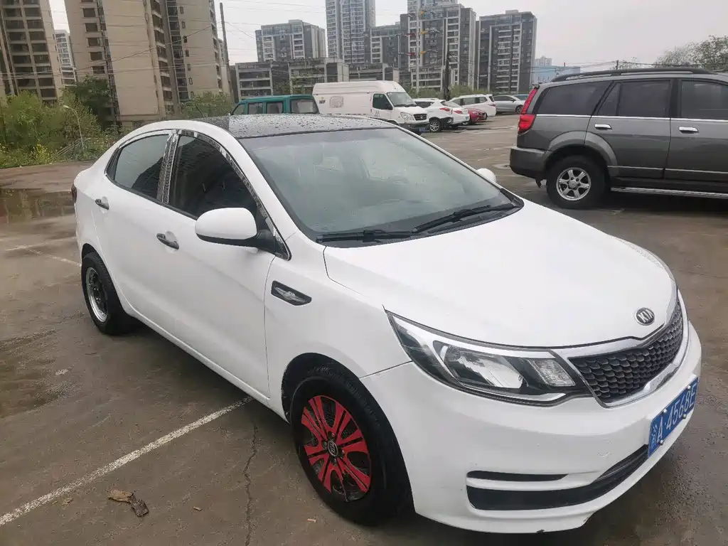 Kia K2 — миниатюра 8