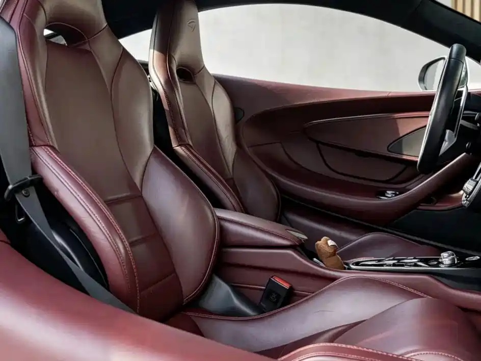 McLaren GT — миниатюра 7