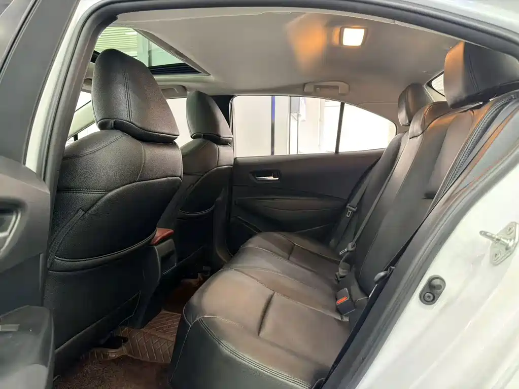 Toyota Corolla — миниатюра 9