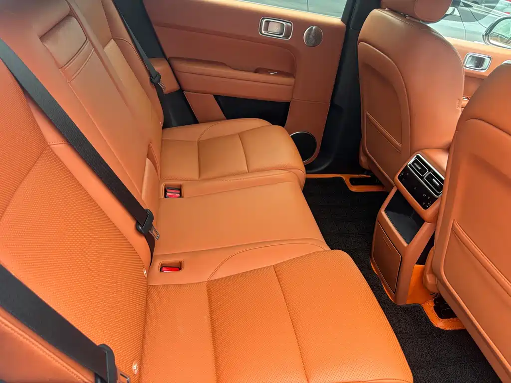 Li Auto Li L6 — миниатюра 4