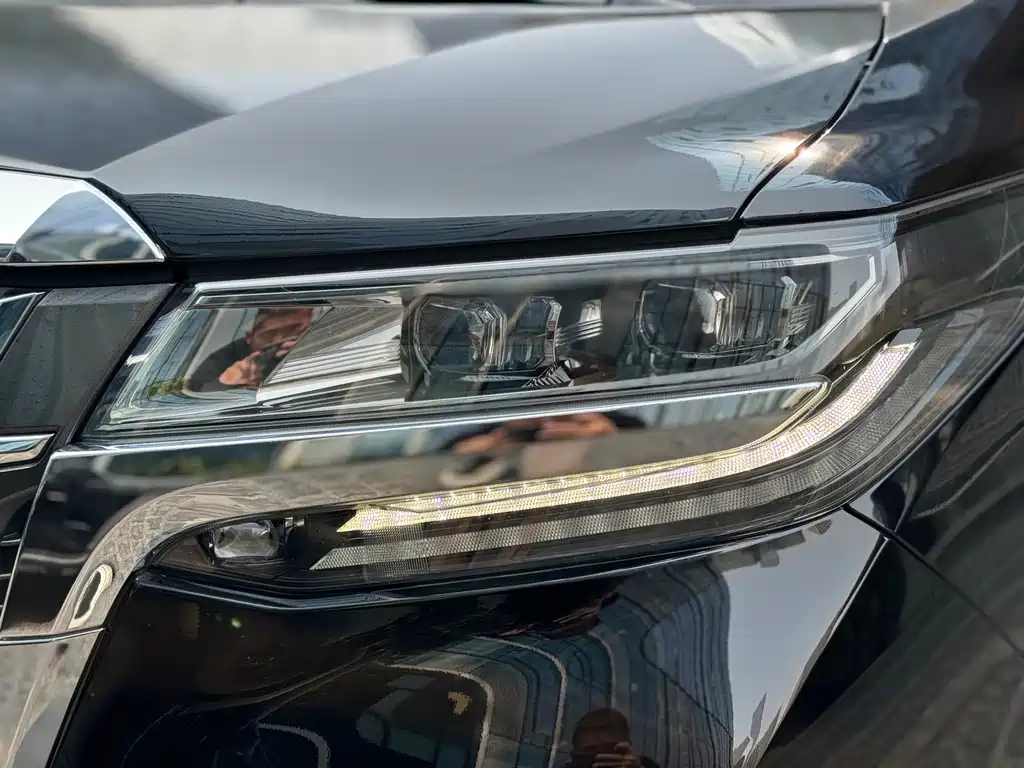 Toyota Alphard 2018 3.5L Luxury
