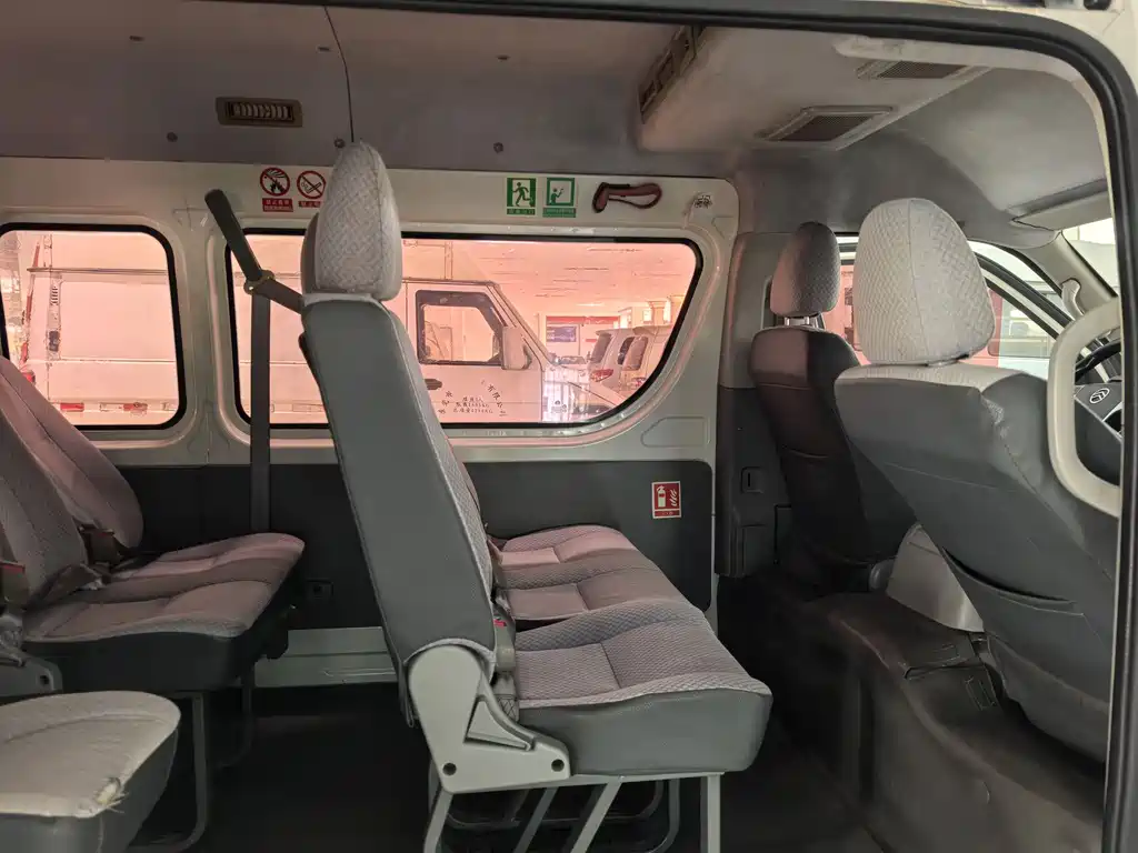 GOLDEN DRAGON SEA LION