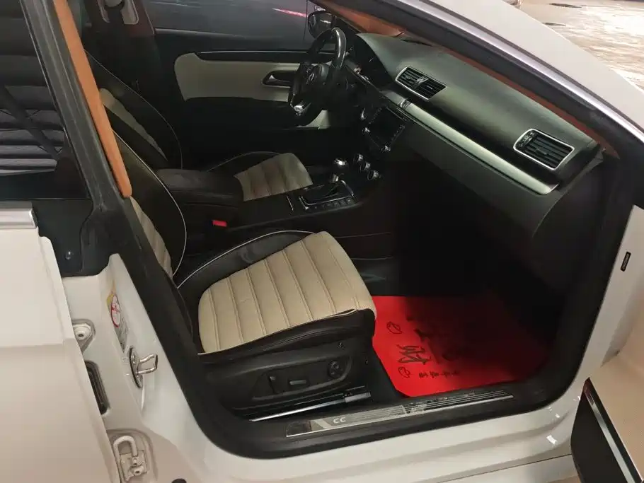 Volkswagen CC — миниатюра 8