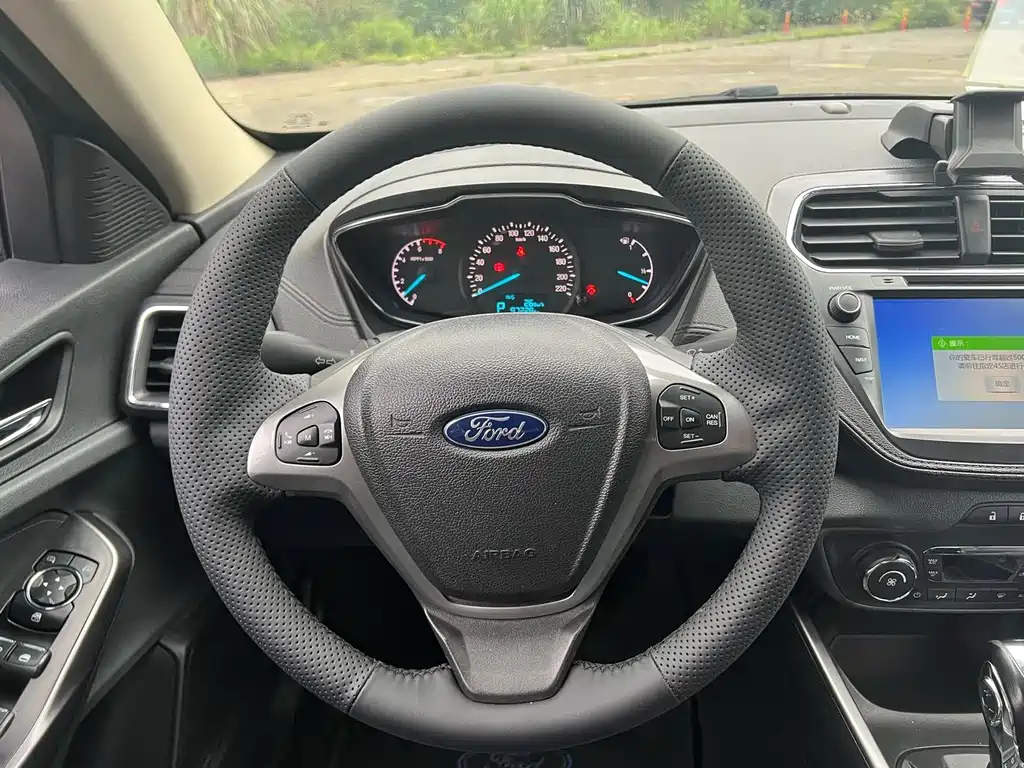 Ford Escort — миниатюра 14