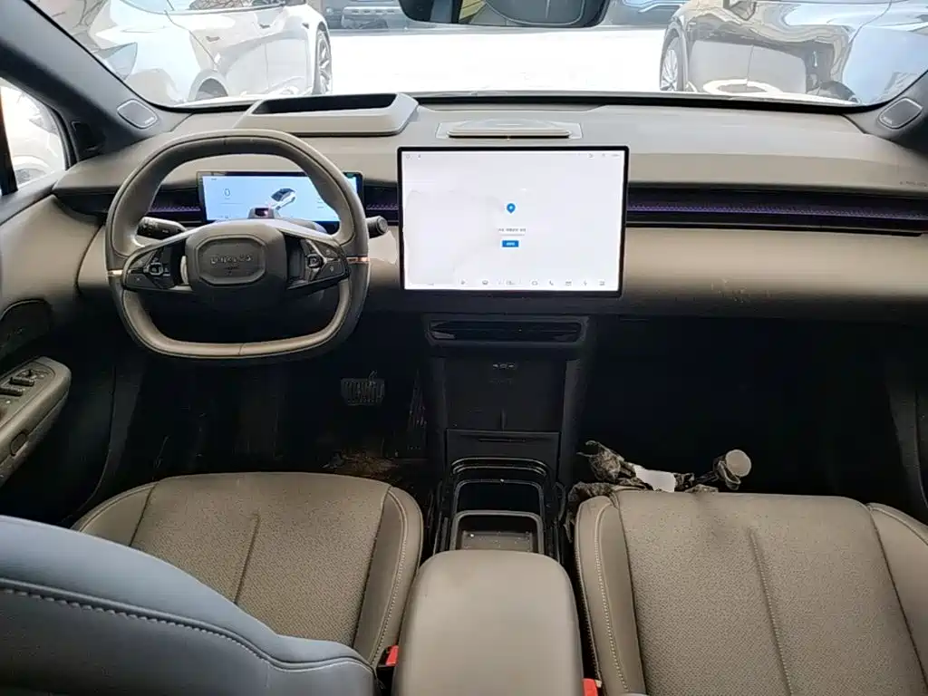 Lynk & Co Z20 — миниатюра 10