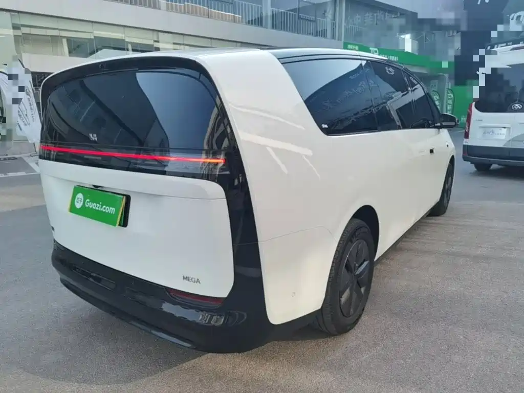 Li Auto Li MEGA — миниатюра 7