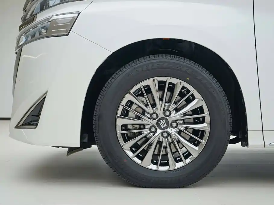 Toyota Vellfire — миниатюра 15