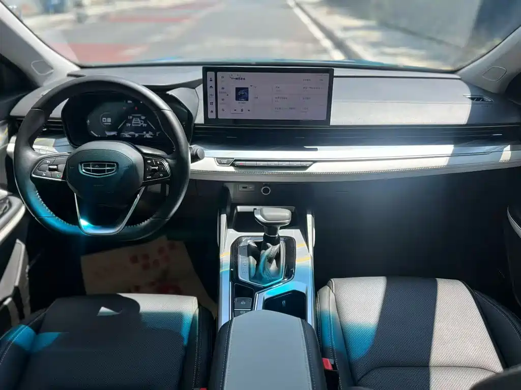 Geely Emgrand L — миниатюра 6