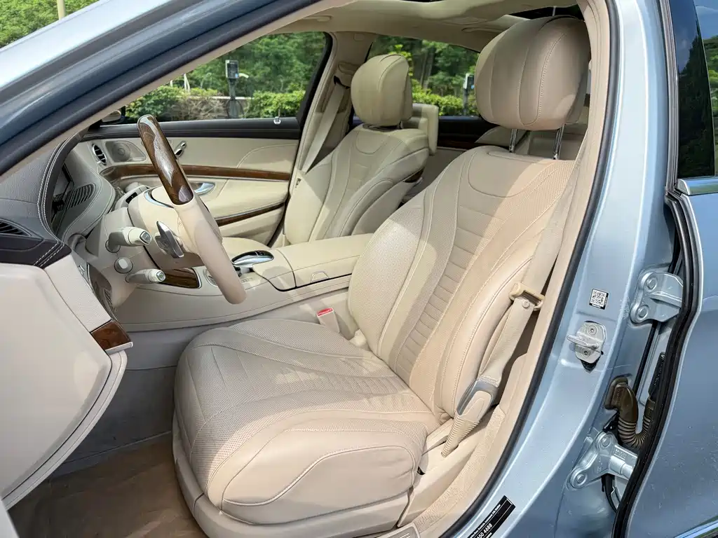 Mercedes-Benz S-Class — миниатюра 11