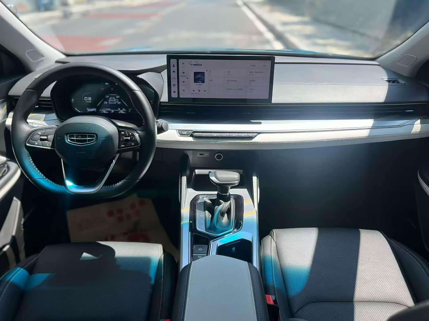 Geely Emgrand L 1.4 л 2022 г. Голубой, пробег 20000 км