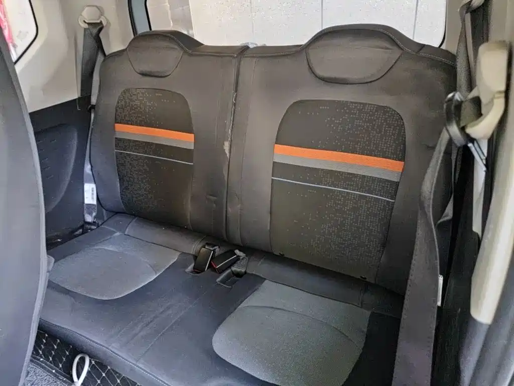 Wuling MINIEV — миниатюра 13