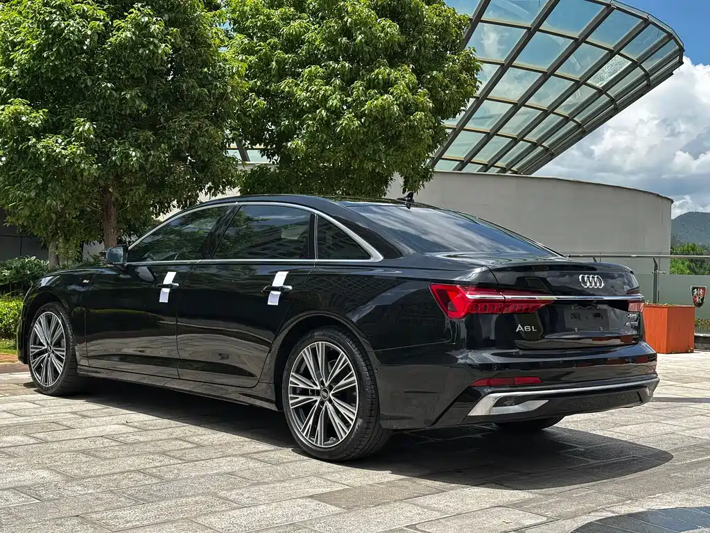 Audi A6L — миниатюра 15