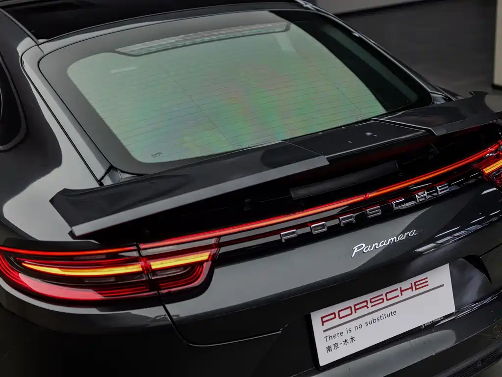 Porsche Panamera — миниатюра 6