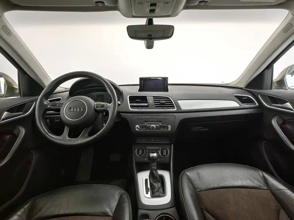 Audi Q3 — миниатюра 5