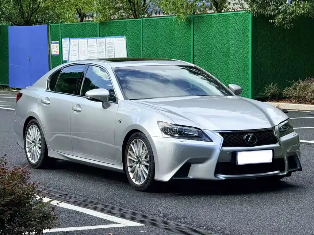 Lexus GS — миниатюра 3