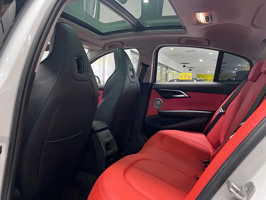 BMW 1 Series — миниатюра 14