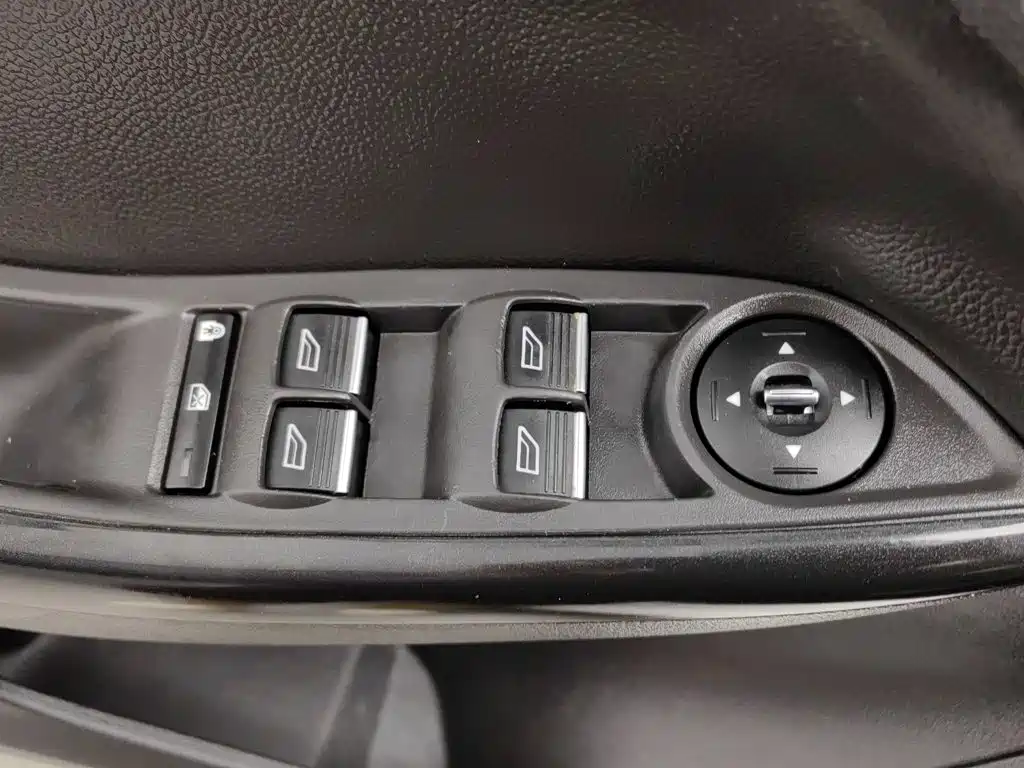 Ford Focus — миниатюра 9