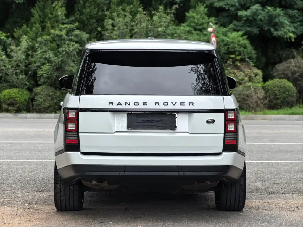 Land Rover Range Rover — миниатюра 5