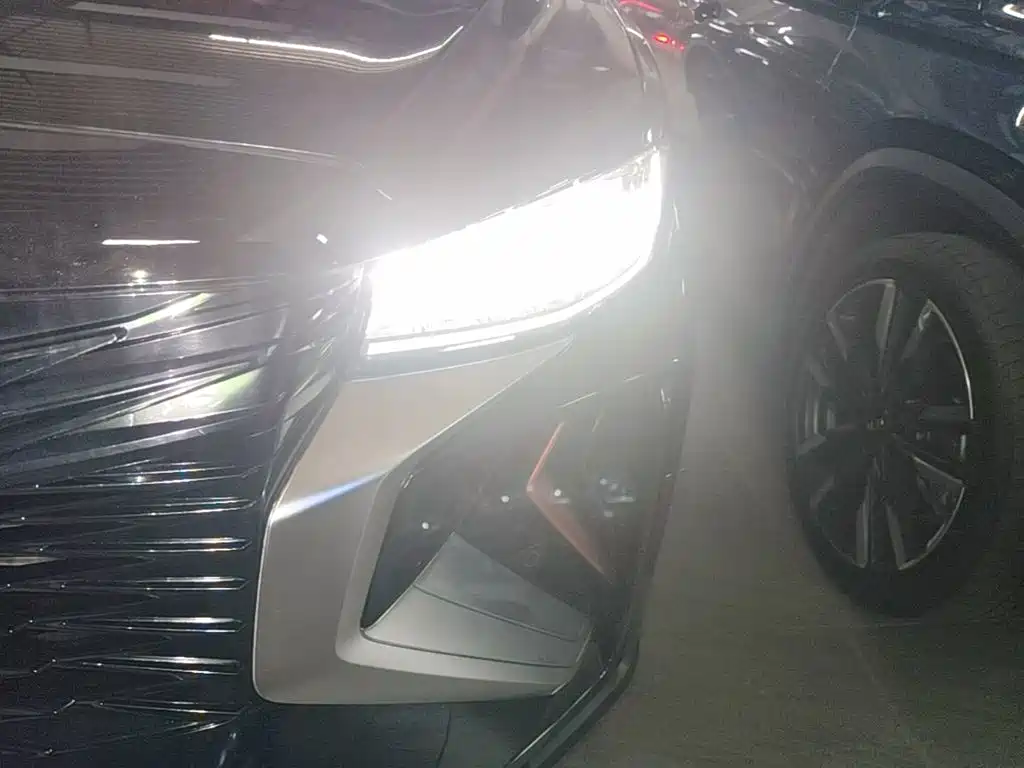 Geely Boyue — миниатюра 24