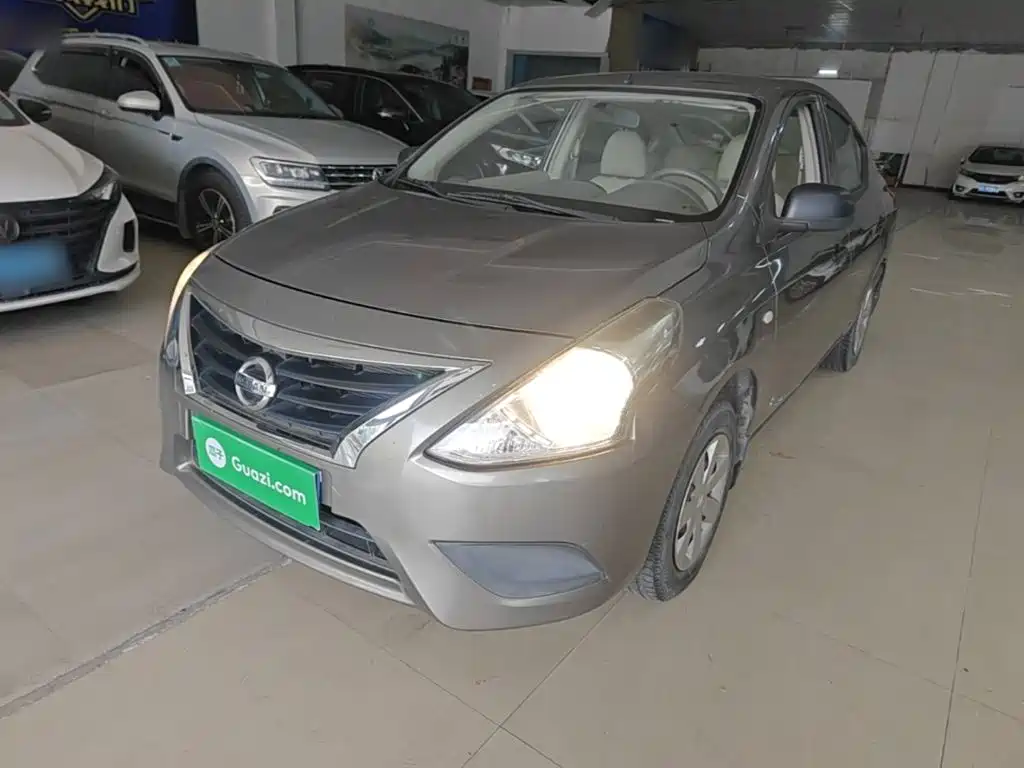 Nissan Sunny — миниатюра 2