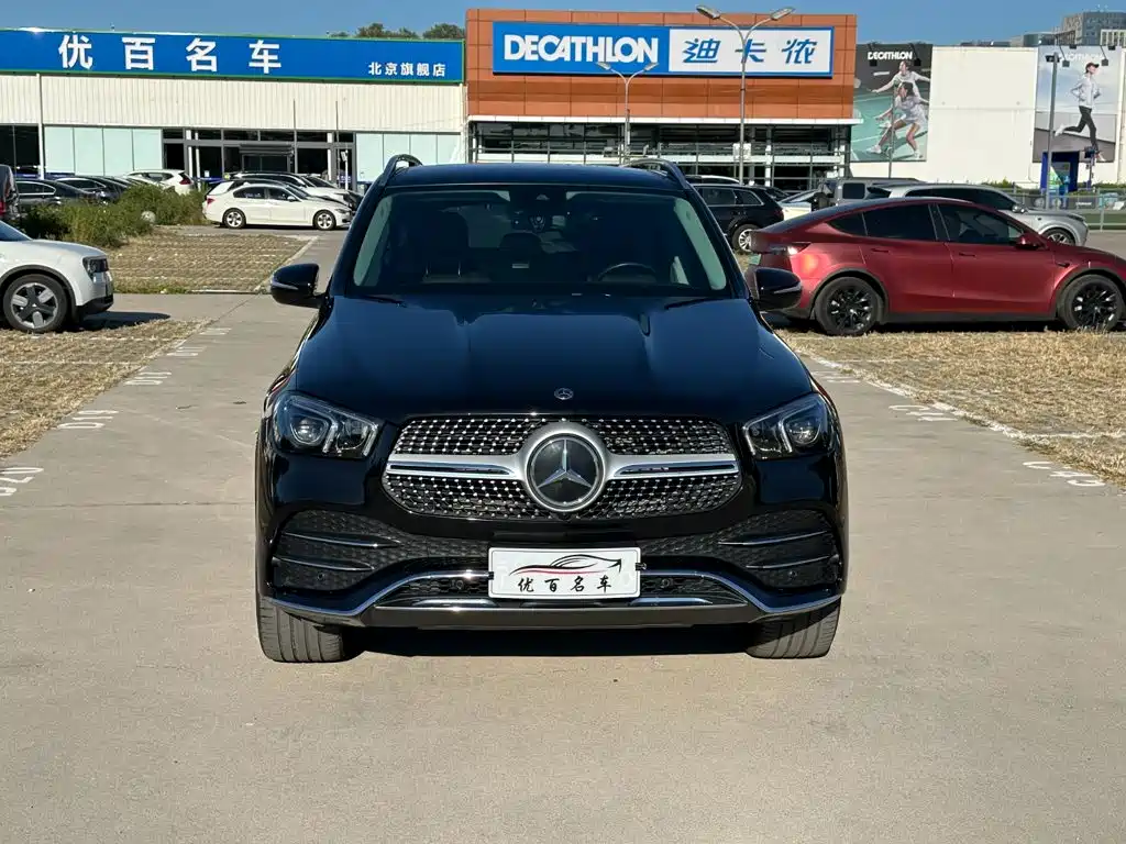 Mercedes-Benz GLE (Import) — миниатюра 2
