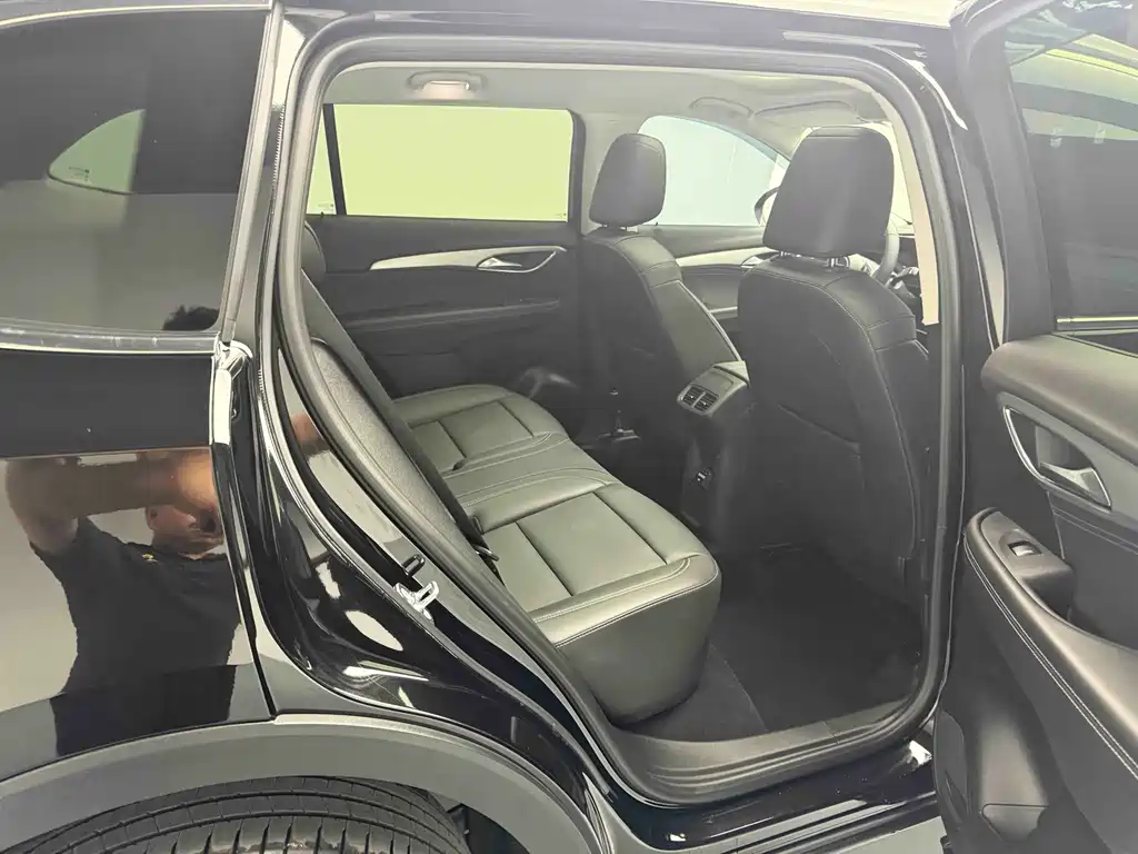 Buick Envision Plus Plus 2025 Plus 28T Platinum