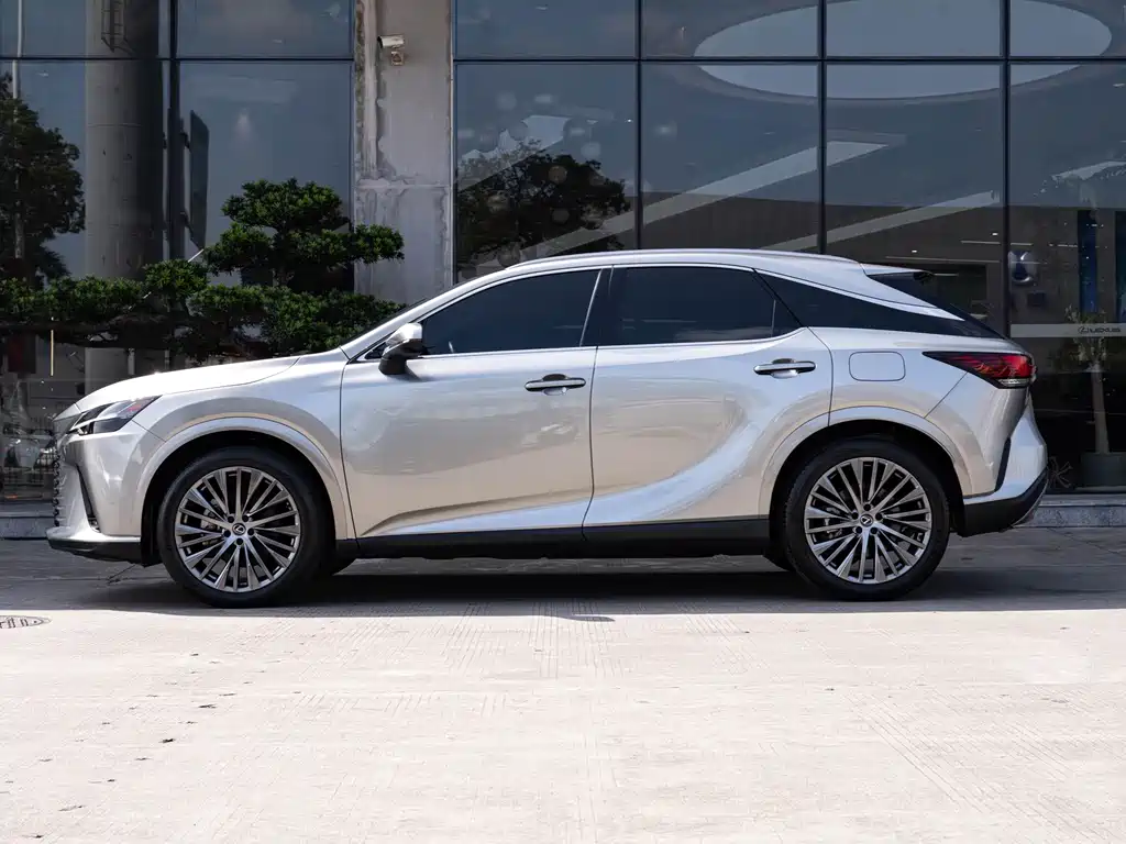 Lexus RX — миниатюра 4