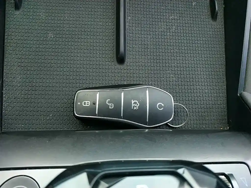 BYD Qin L — миниатюра 9