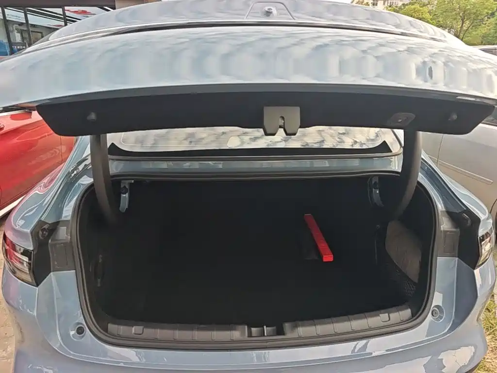 Leapmotor Leapmotor B01 — миниатюра 19